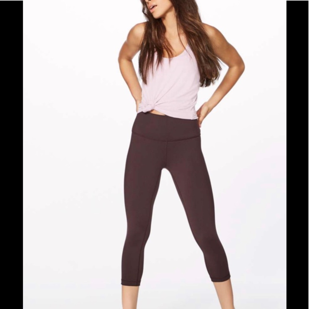 Lululemon Wunder Under Crop (Hi-Rise) (21")
Pelt size 6
